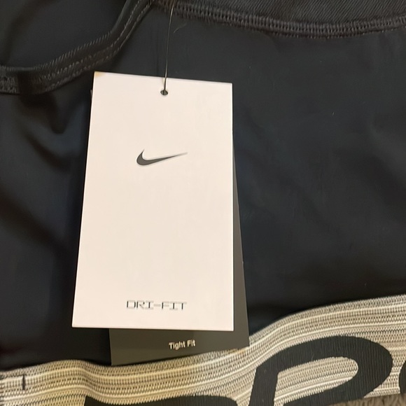 BRAND NEW!! - Picture 4 of 4